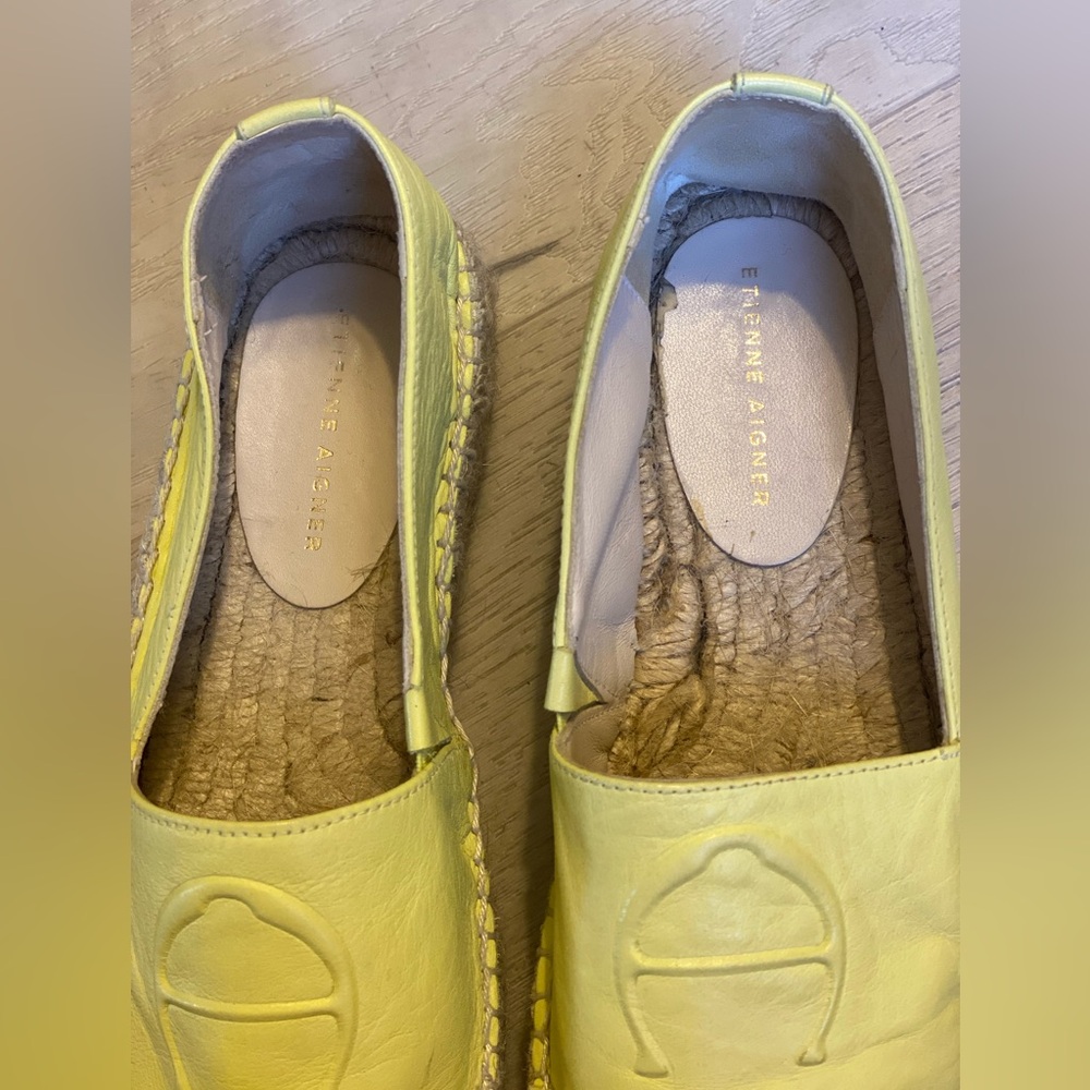Etienne Aigner Wade Espadrille Loafers Sunflower Yellow Lamb Leather RARE - Sz 7 - Picture 3 of 6